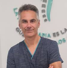 Dr. Nicolas Plais